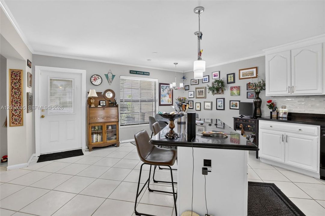 En Venta: $364,900 (2 camas, 2 baños, 1891 Pies cuadrados)