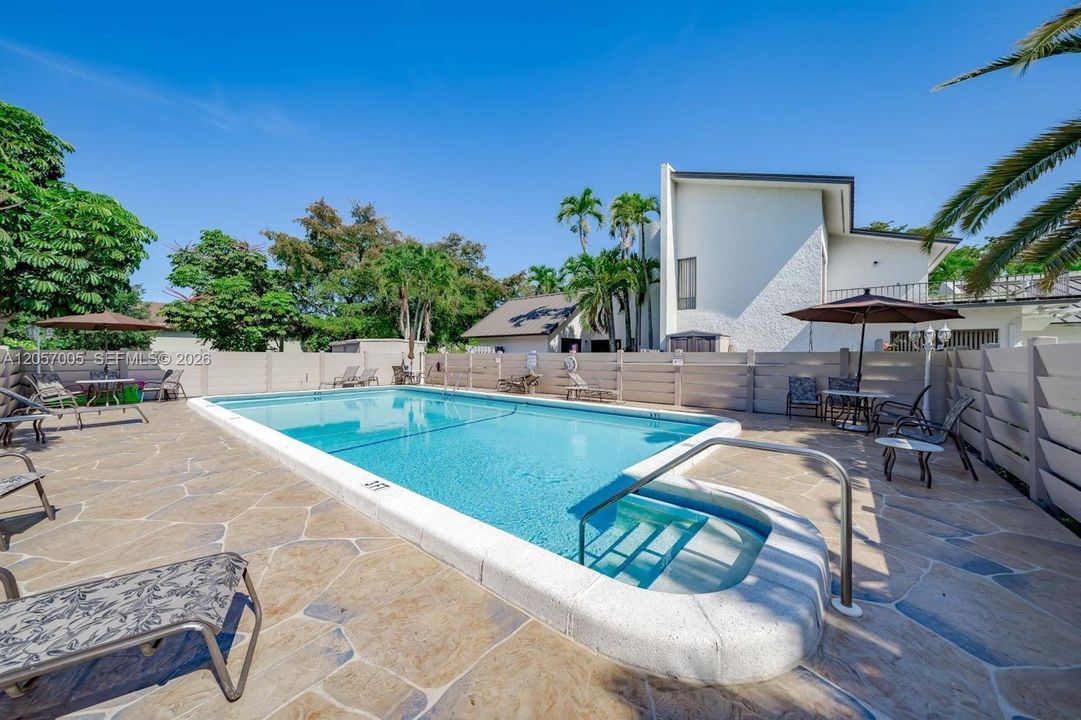En Venta: $364,900 (2 camas, 2 baños, 1891 Pies cuadrados)