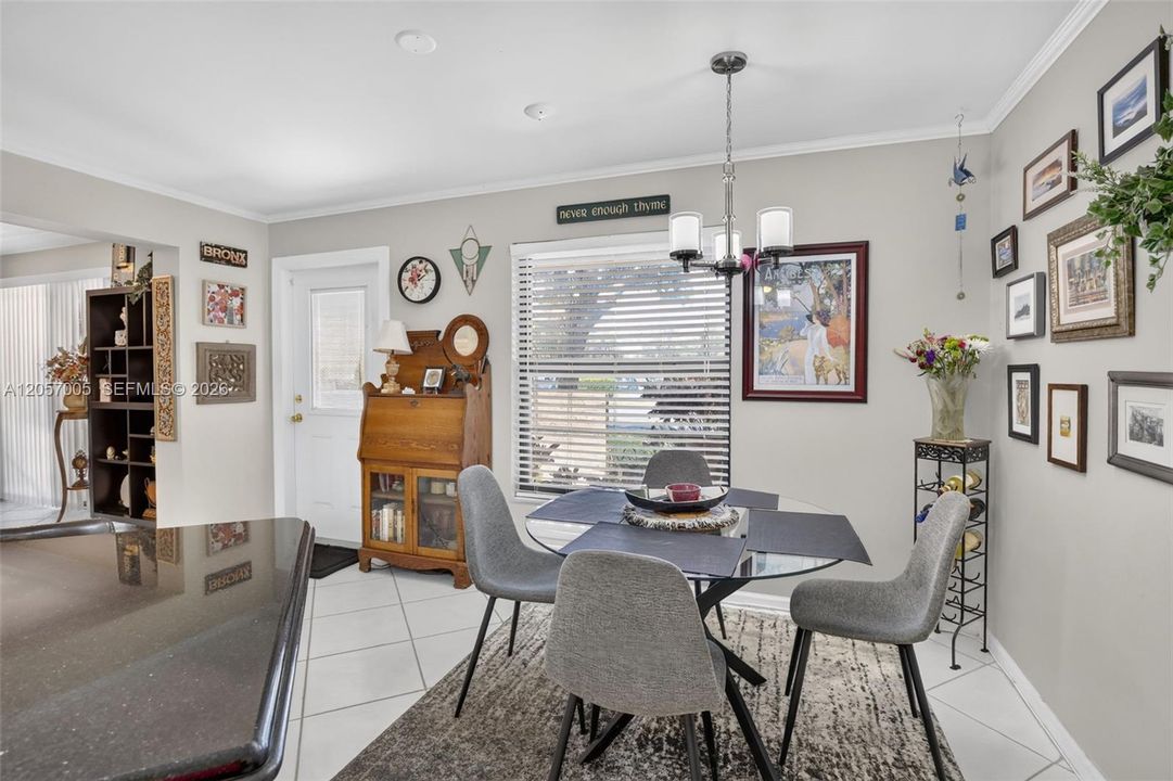 En Venta: $364,900 (2 camas, 2 baños, 1891 Pies cuadrados)