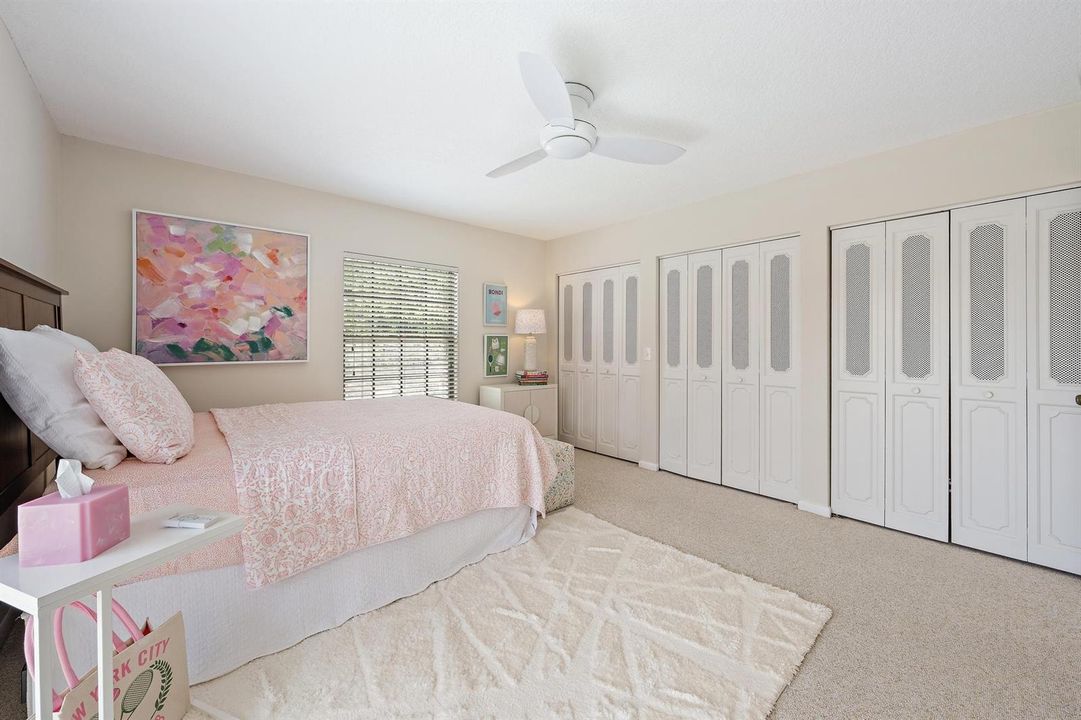 18480 SE Wood Haven Ln apt J-2