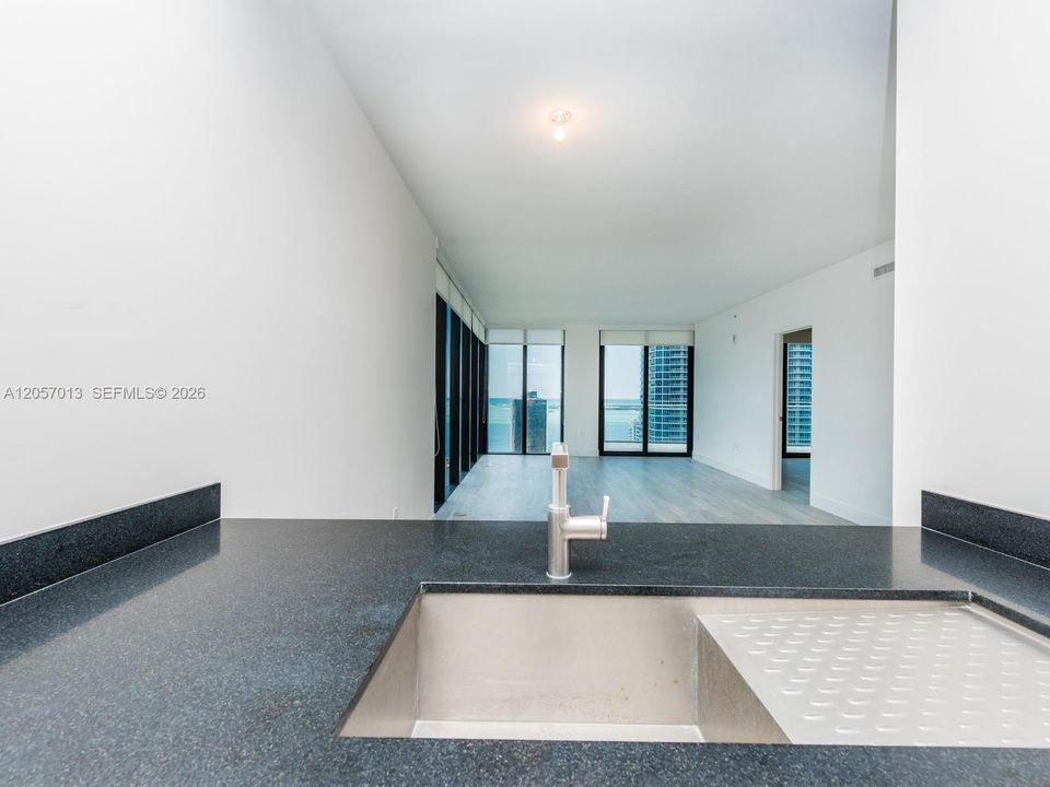 For Rent: $9,600 (3 beds, 3 baths, 1753 Square Feet)