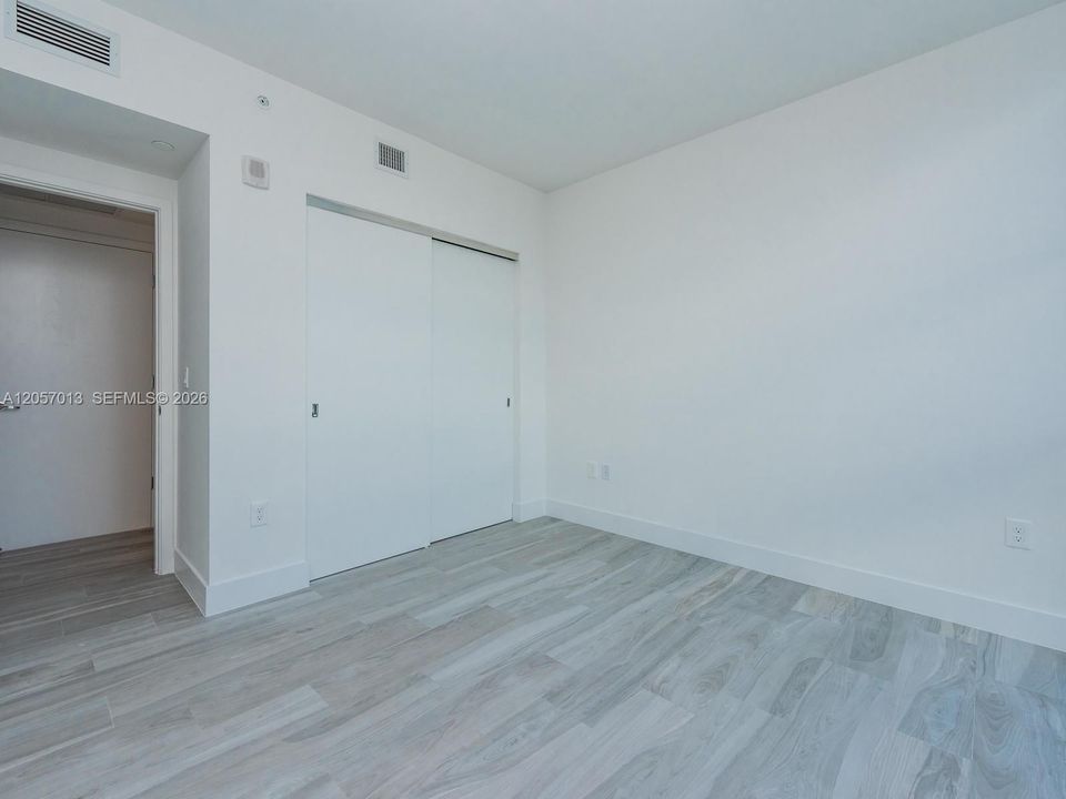 For Rent: $9,600 (3 beds, 3 baths, 1753 Square Feet)