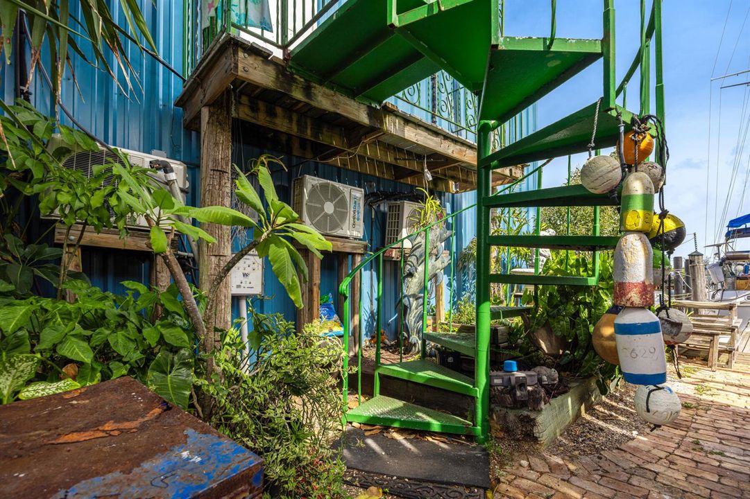 6810 Front St_1oakstudios_19