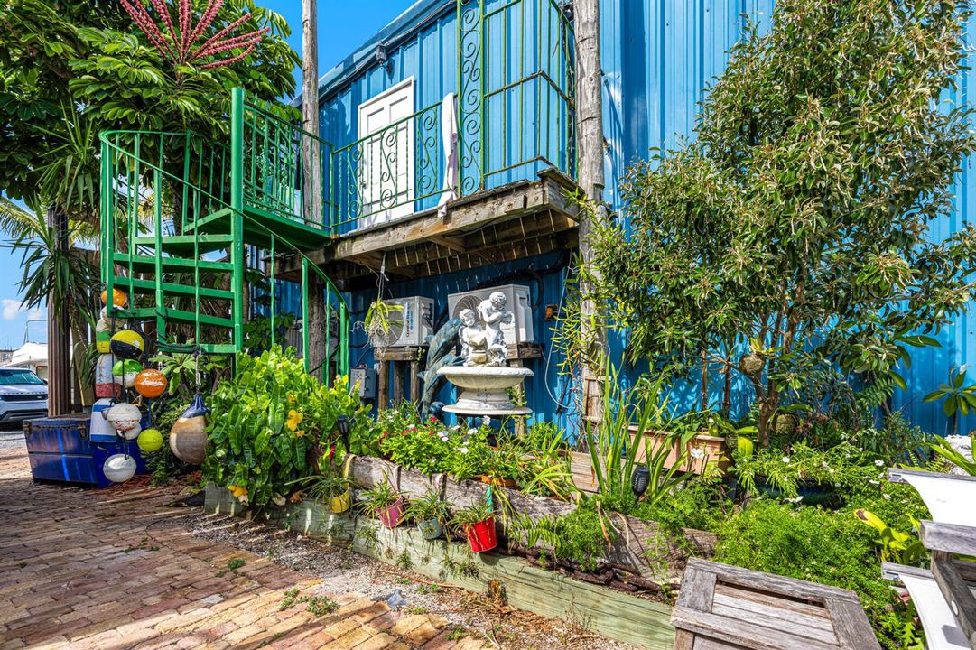 6810 Front St_1oakstudios_18