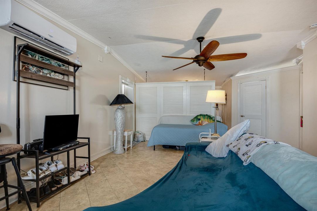 6810 Front St_1oakstudios_17