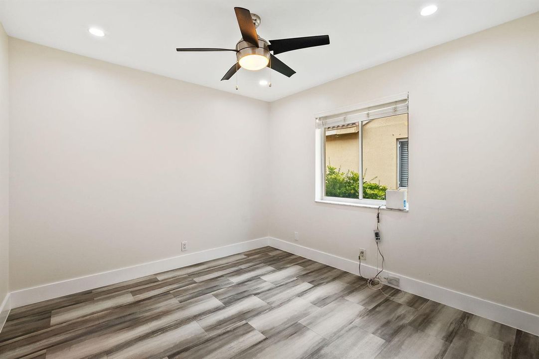 19-web-or-mls-4498-dogwood-cir
