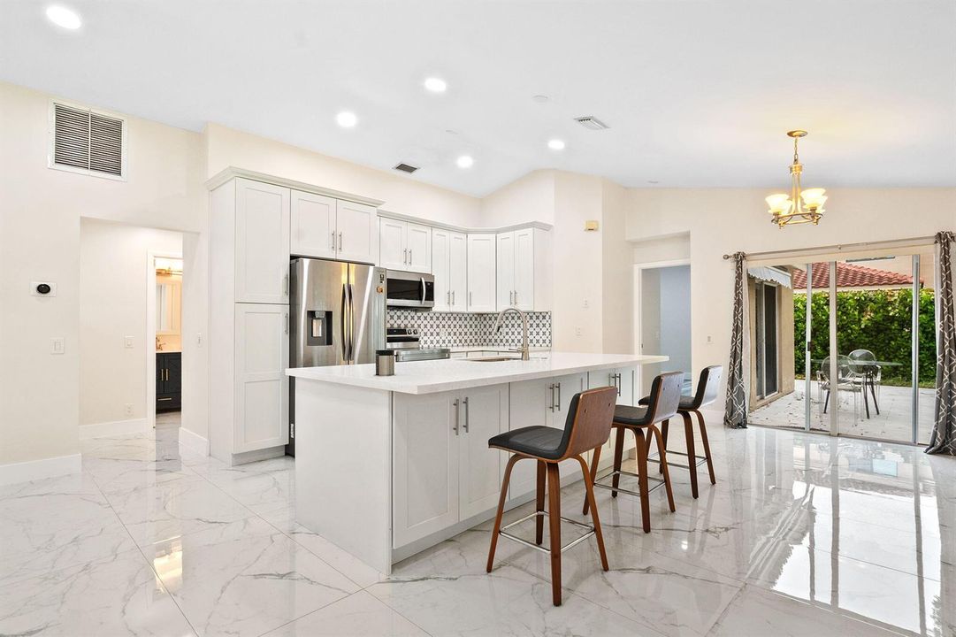 7-web-or-mls-4498-dogwood-cir