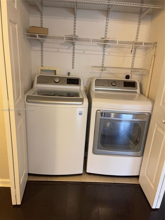 For Rent: $3,200 (3 beds, 2 baths, 1684 Square Feet)