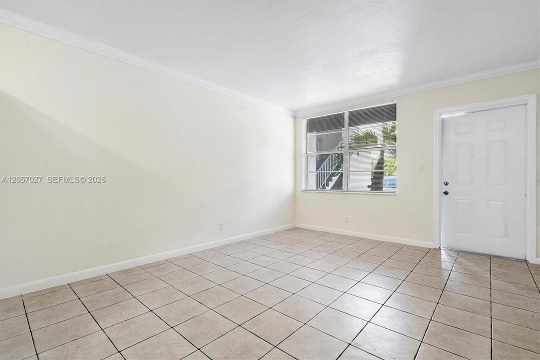 В аренду: $1,660 (1 спален, 1 ванн, 650 Квадратных фут)