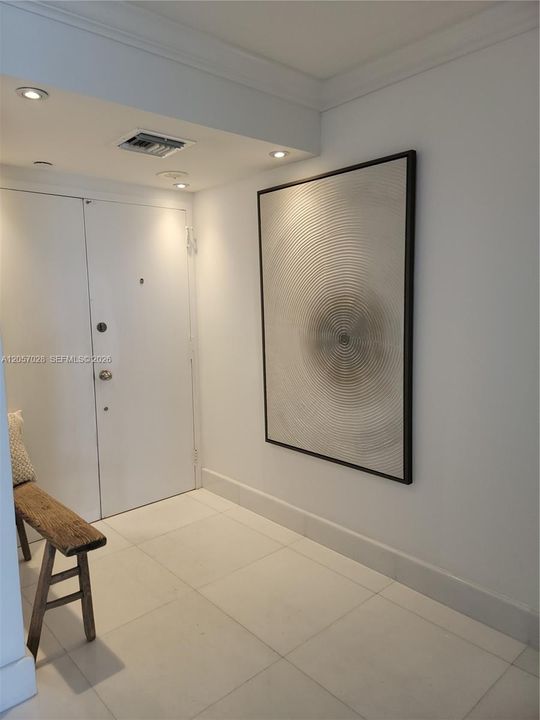 В аренду: $6,500 (2 спален, 2 ванн, 1260 Квадратных фут)