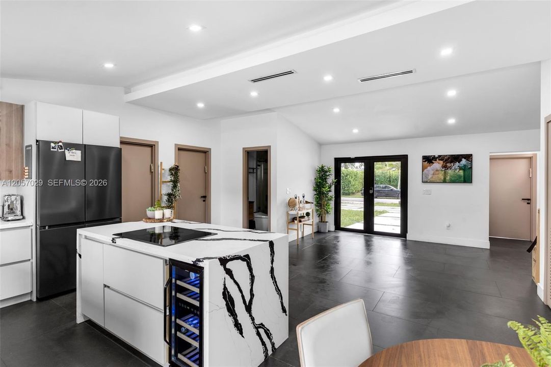 На продажу: $1,495,000 (4 спален, 3 ванн, 1532 Квадратных фут)