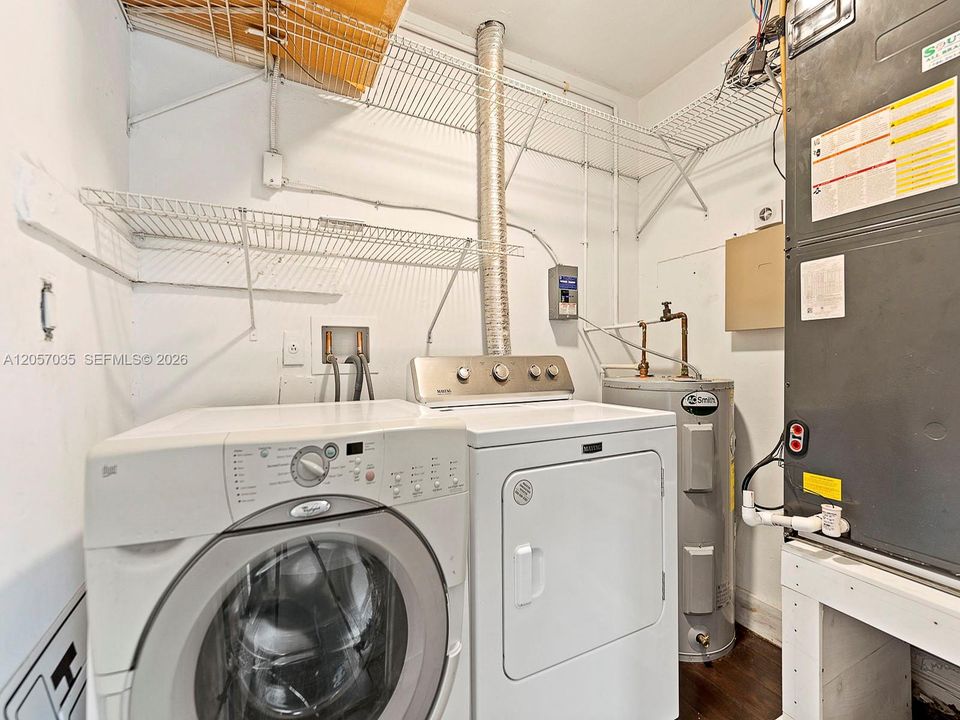 В аренду: $2,900 (2 спален, 1 ванн, 1572 Квадратных фут)