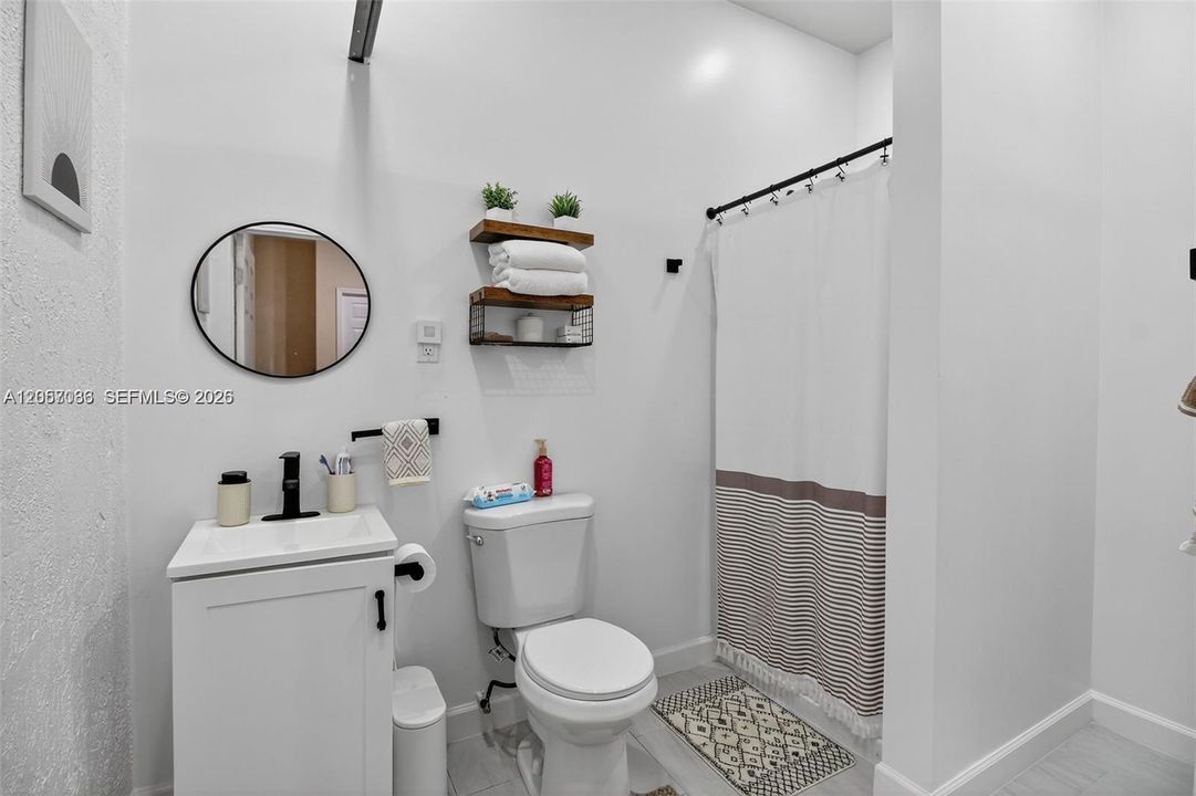 В аренду: $3,750 (5 спален, 4 ванн, 2267 Квадратных фут)