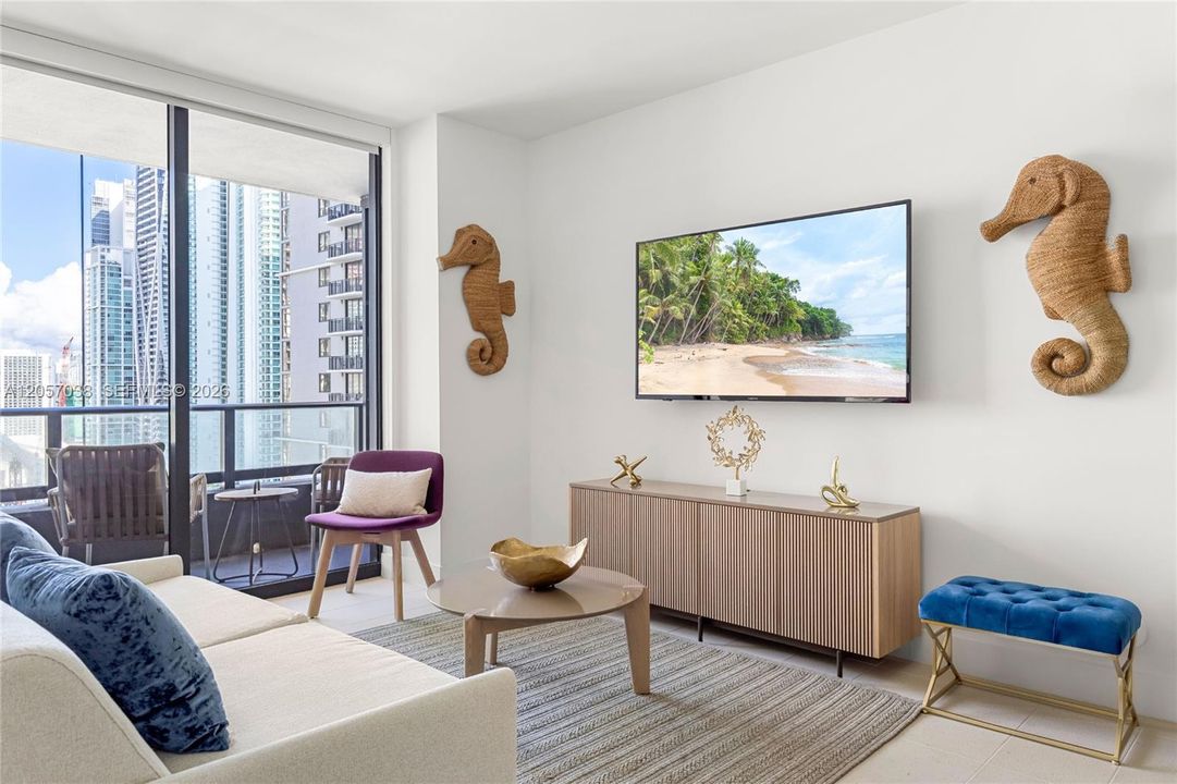 For Rent: $4,500 (1 beds, 1 baths, 588 Square Feet)