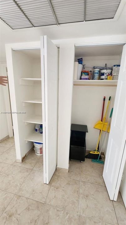 For Rent: $2,600 (2 beds, 2 baths, 892 Square Feet)
