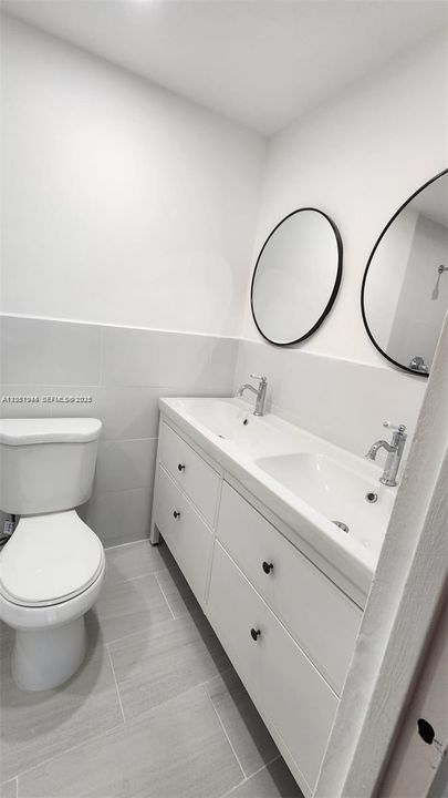 For Rent: $2,600 (2 beds, 2 baths, 892 Square Feet)