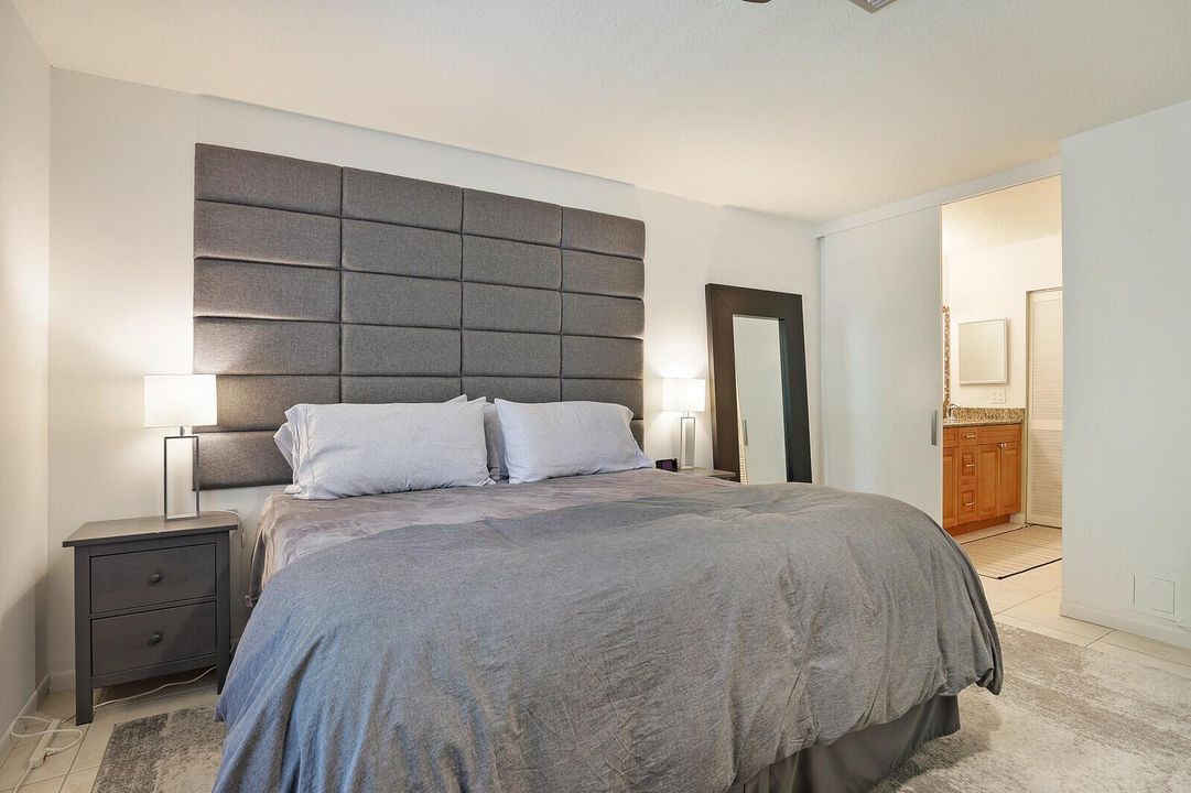 21_1141_Calamondin_Terrace_Apt_20221_mls