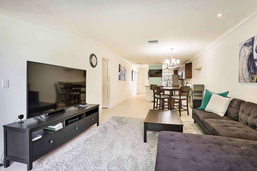 05_1141_Calamondin_Terrace_Apt_2025_mls