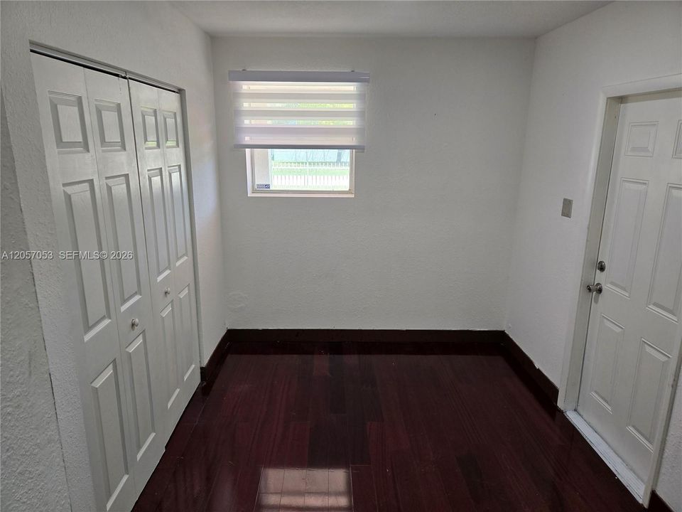 For Rent: $2,800 (4 beds, 3 baths, 1500 Square Feet)