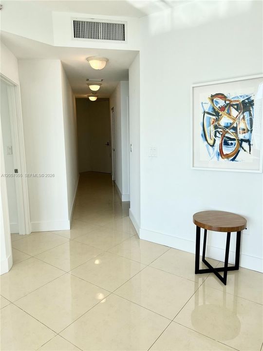 В аренду: $4,250 (2 спален, 2 ванн, 1174 Квадратных фут)