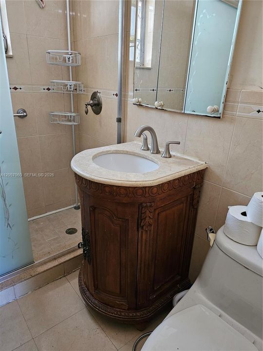 На продажу: $750,000 (3 спален, 1 ванн, 1040 Квадратных фут)