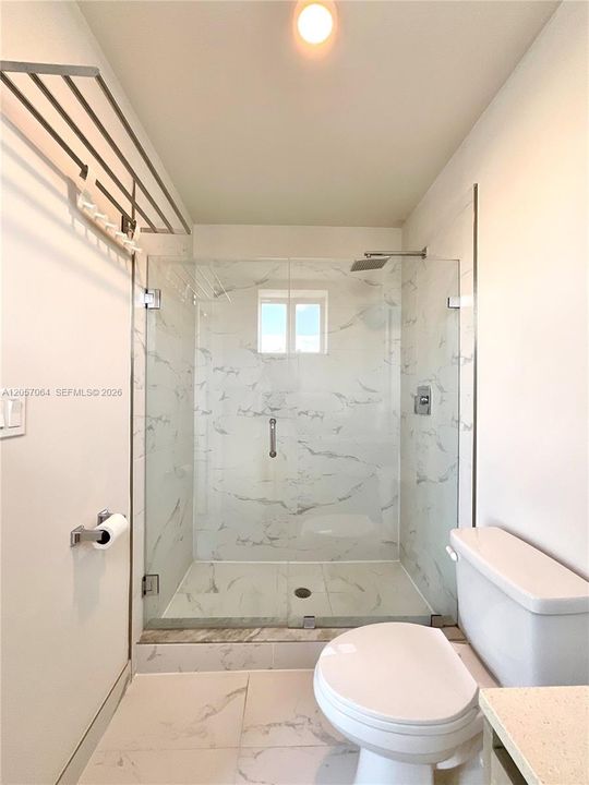 En Venta: $459,000 (2 camas, 2 baños, 1392 Pies cuadrados)