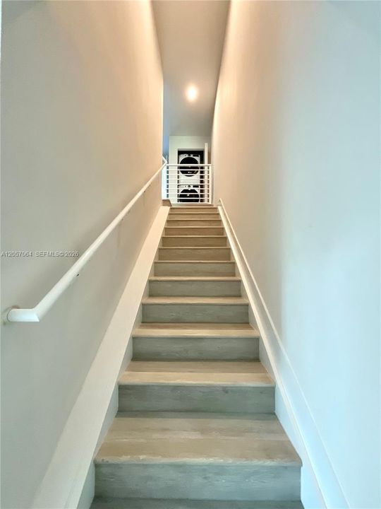 En Venta: $459,000 (2 camas, 2 baños, 1392 Pies cuadrados)