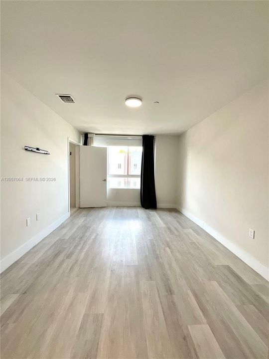 En Venta: $459,000 (2 camas, 2 baños, 1392 Pies cuadrados)