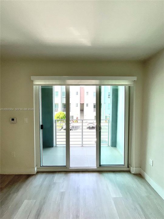 En Venta: $459,000 (2 camas, 2 baños, 1392 Pies cuadrados)