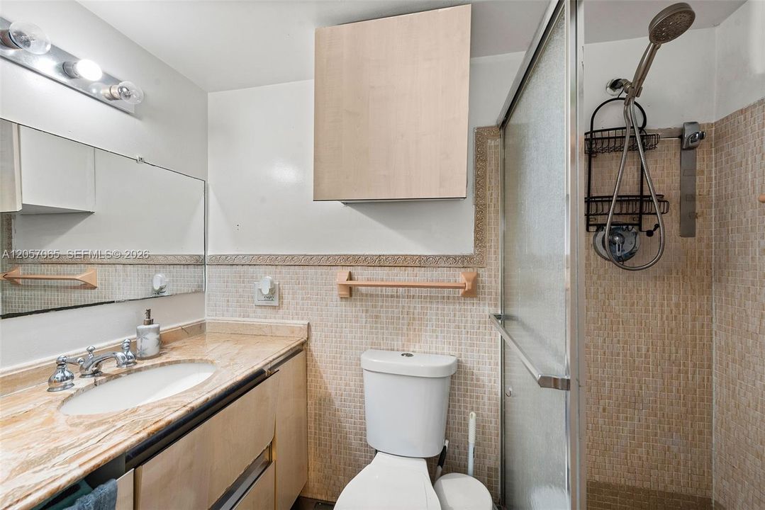 En Venta: $209,000 (2 camas, 2 baños, 935 Pies cuadrados)