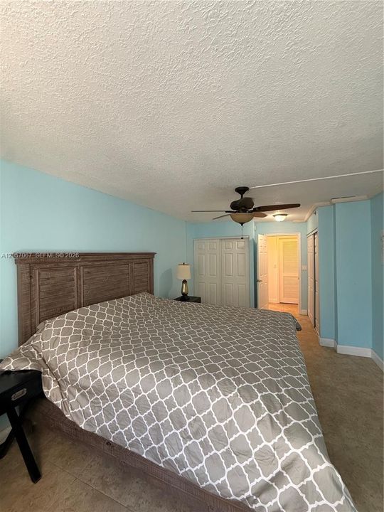 В аренду: $5,500 (2 спален, 2 ванн, 1050 Квадратных фут)