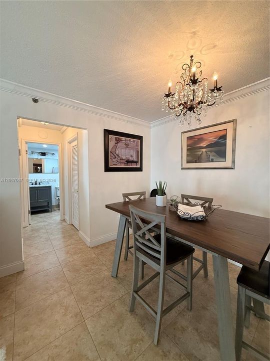 В аренду: $5,500 (2 спален, 2 ванн, 1050 Квадратных фут)
