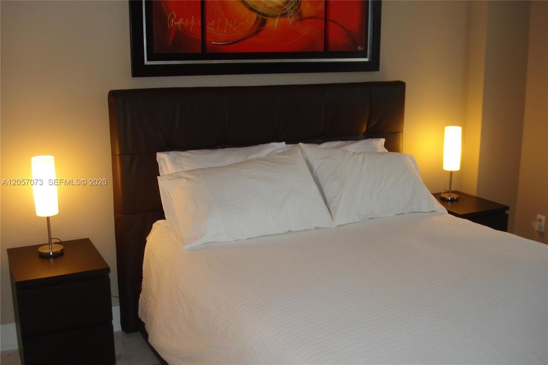 На продажу: $415,000 (1 спален, 1 ванн, 735 Квадратных фут)