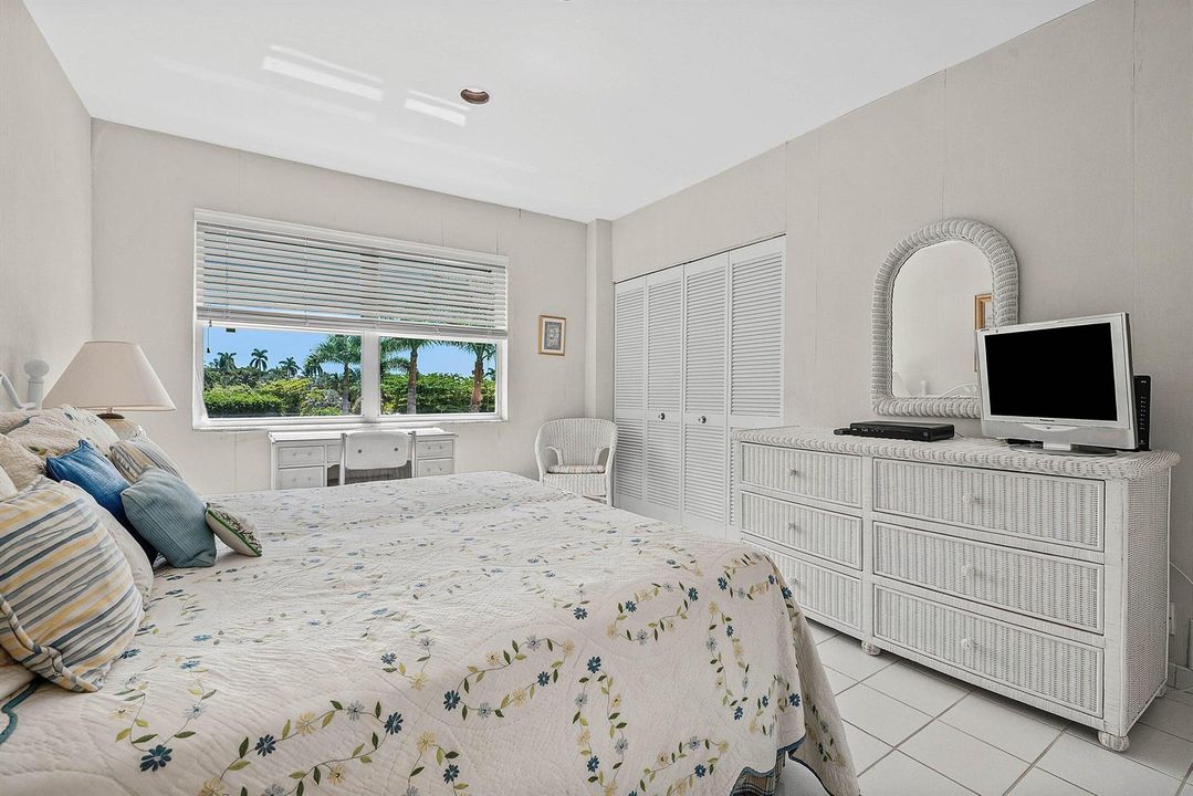019-44CocoanutRow-PalmBeach-FL-33480-SMA