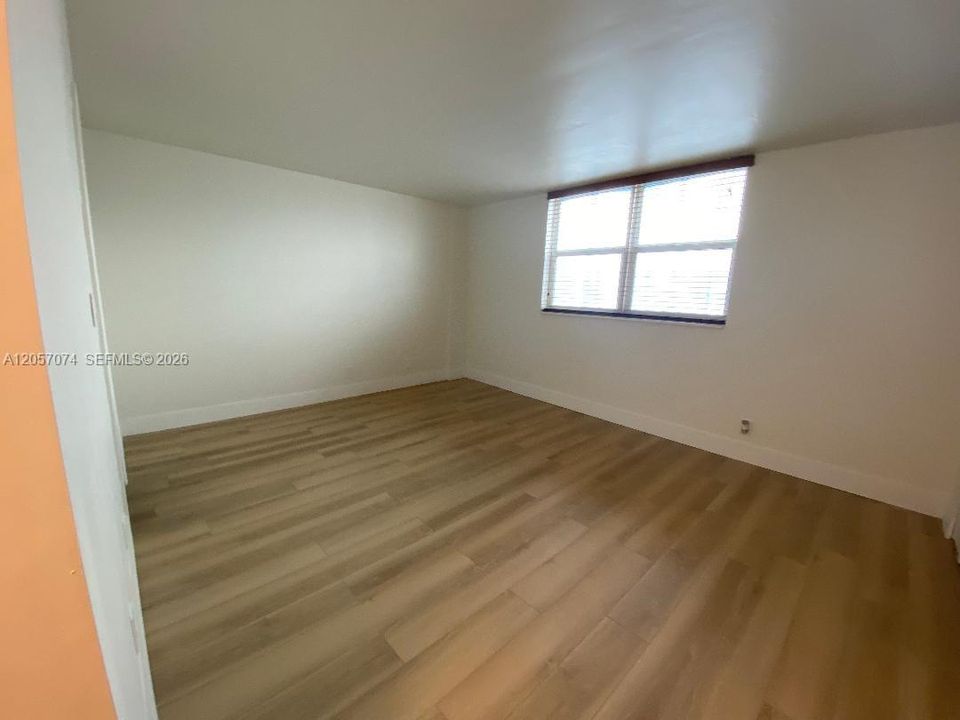 For Rent: $2,450 (2 beds, 2 baths, 1190 Square Feet)