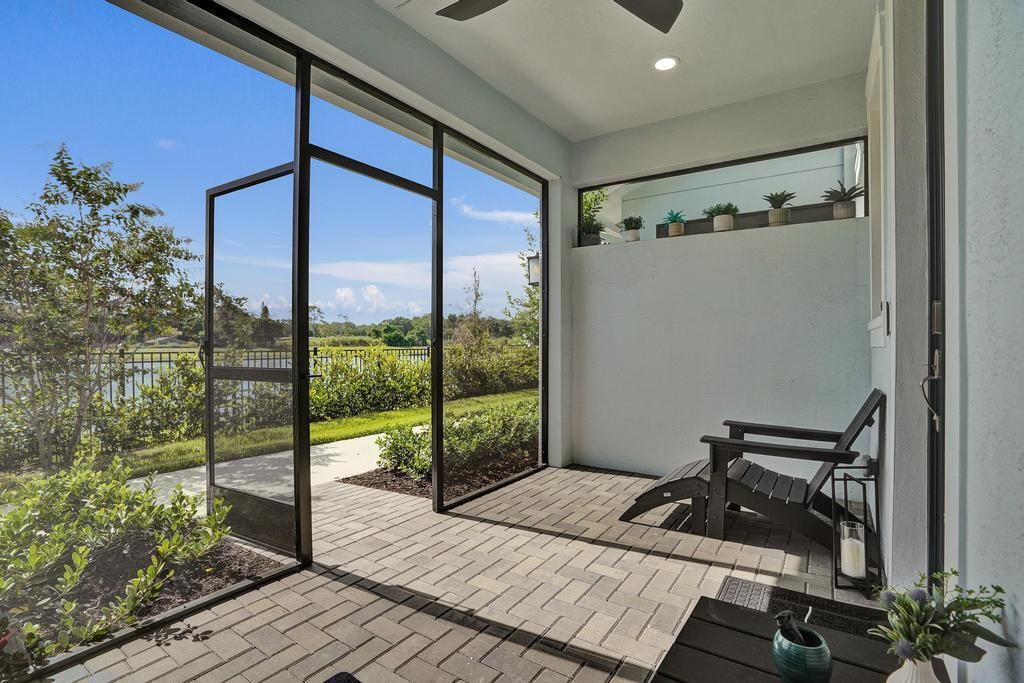 Front Patio 1