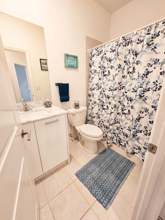 En Venta: $475,000 (3 camas, 2 baños, 1695 Pies cuadrados)