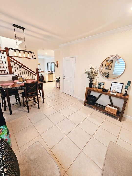 En Venta: $475,000 (3 camas, 2 baños, 1695 Pies cuadrados)