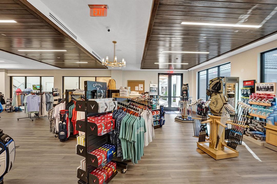 Club Store