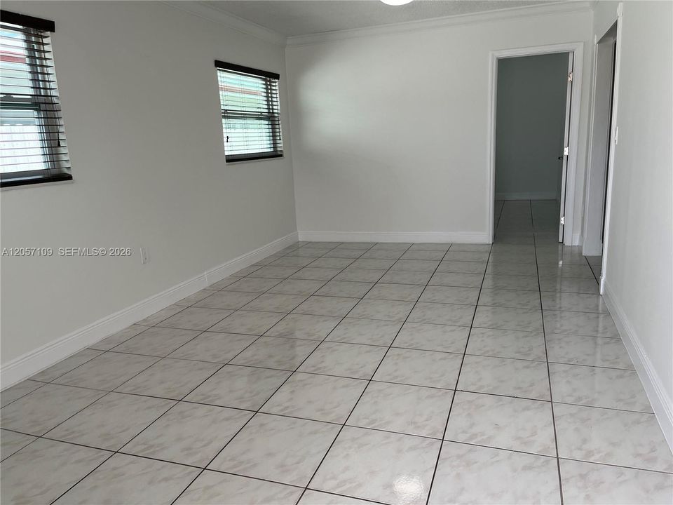 For Sale: $640,000 (3 beds, 3 baths, 1312 Square Feet)