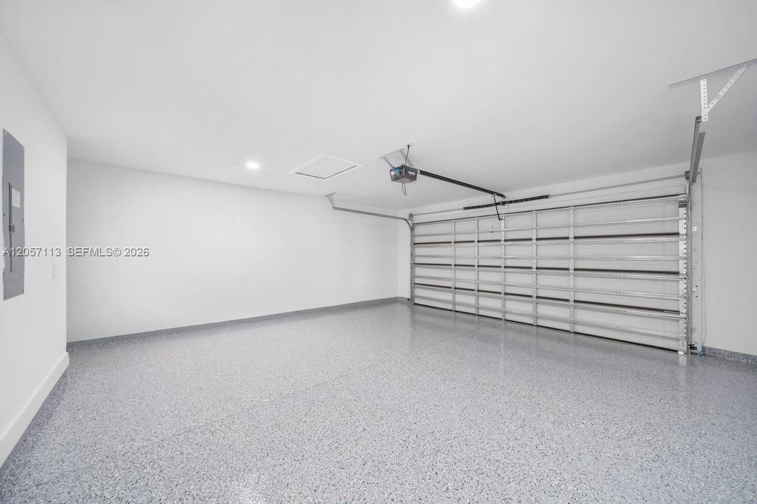 На продажу: $449,999 (4 спален, 3 ванн, 1683 Квадратных фут)