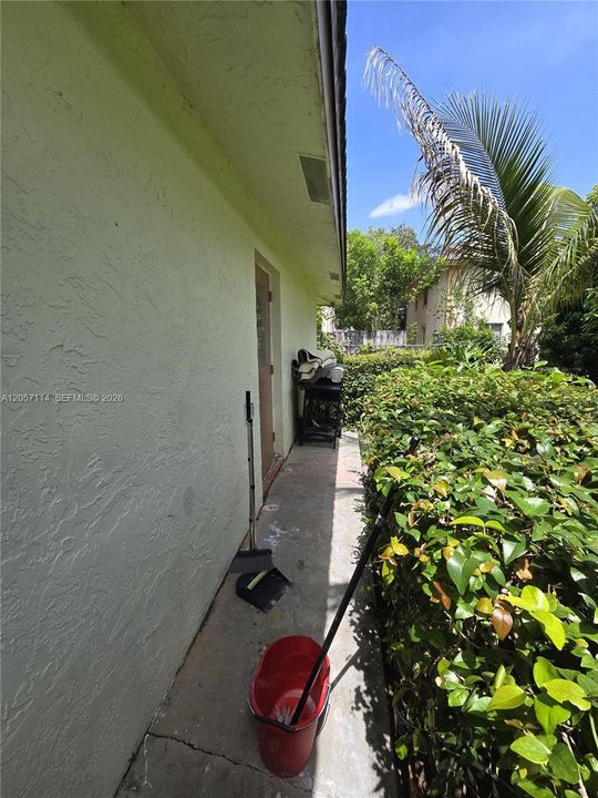 For Sale: $1,075,000 (0 beds, 0 baths, 3659 Square Feet)