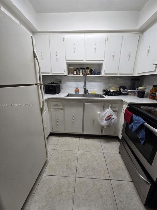 For Sale: $1,075,000 (0 beds, 0 baths, 3659 Square Feet)