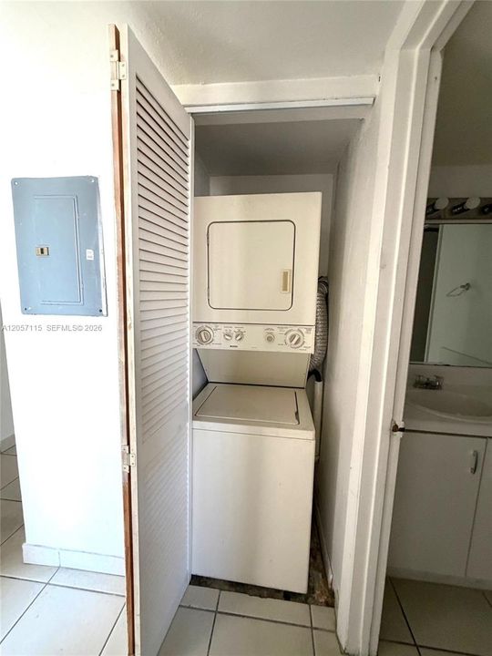 En Renta: $2,000 (2 camas, 2 baños, 960 Pies cuadrados)