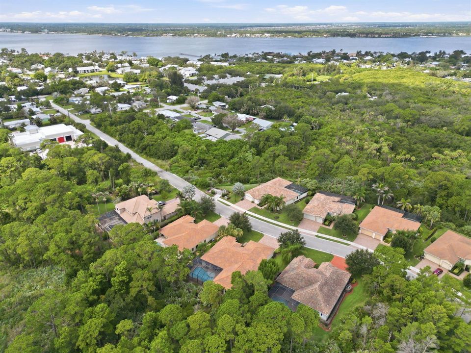 79-web-or-mls-2553_NW_Crystal_Lake_Dr_Dr