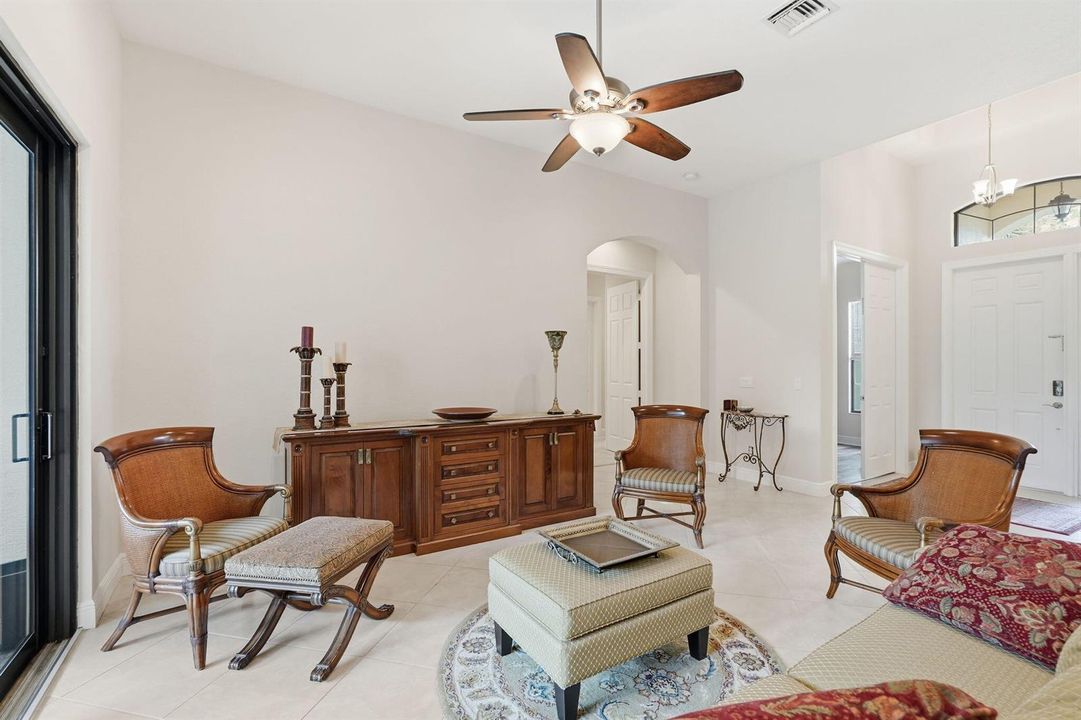 30-web-or-mls-2553_NW_Crystal_Lake_Dr_03