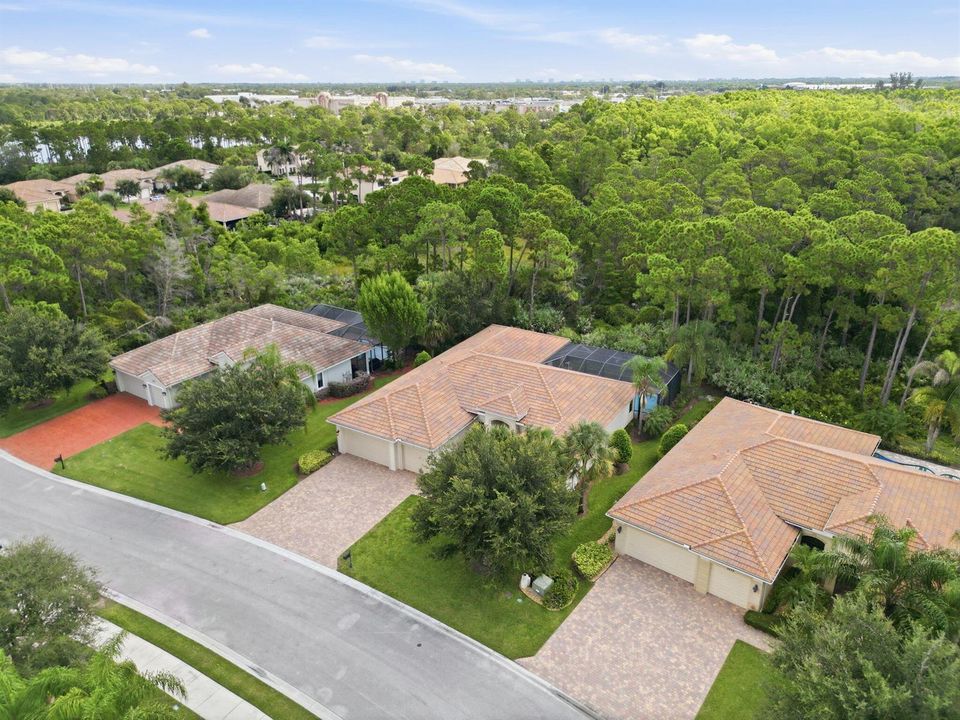 68-web-or-mls-2553_NW_Crystal_Lake_Dr_Dr