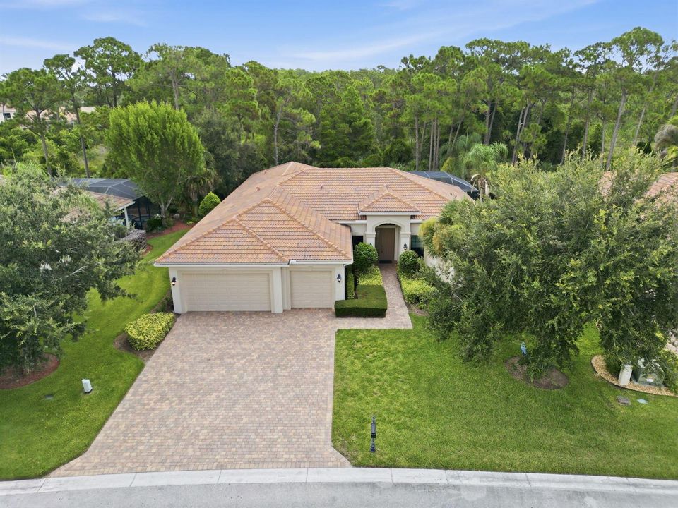 63-web-or-mls-2553_NW_Crystal_Lake_Dr_Dr
