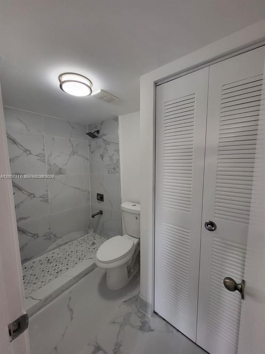 For Rent: $2,150 (2 beds, 2 baths, 1113 Square Feet)