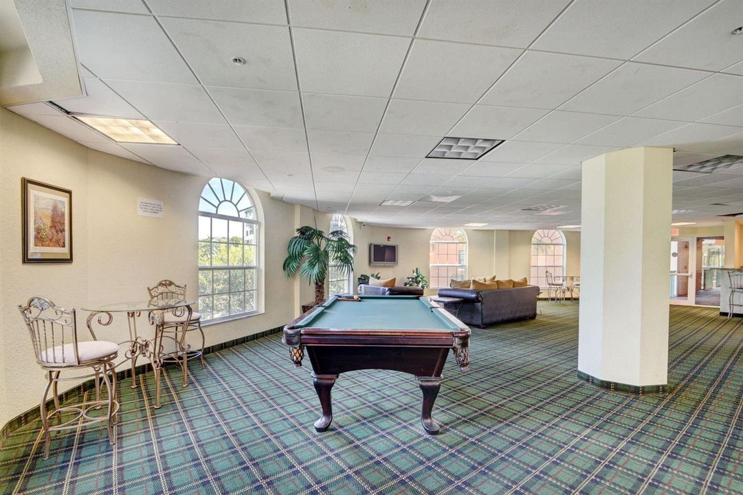 59-web-or-mls-1640 Presidential (6)